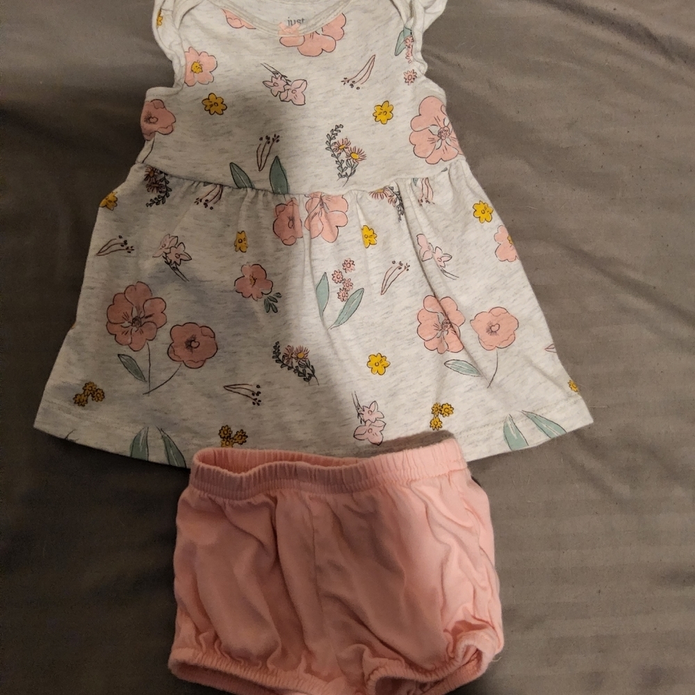💗💗5/30 Deal💗💗Carters matching set 3 months - Picture 1 of 2